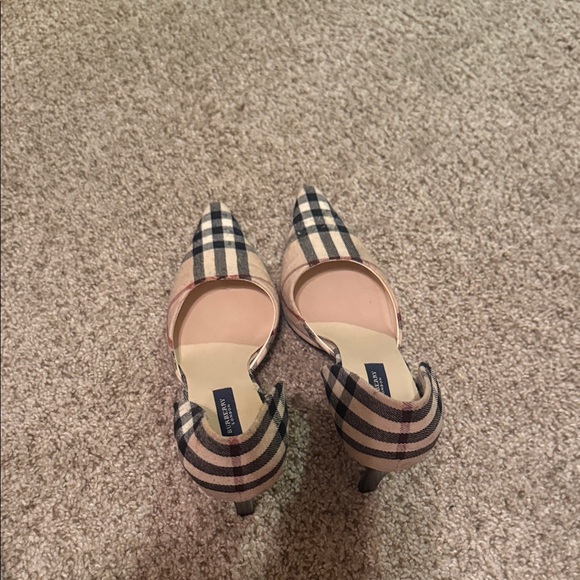 Burberry Beige and Black Plaid kitten Heels - Picture 13 of 13